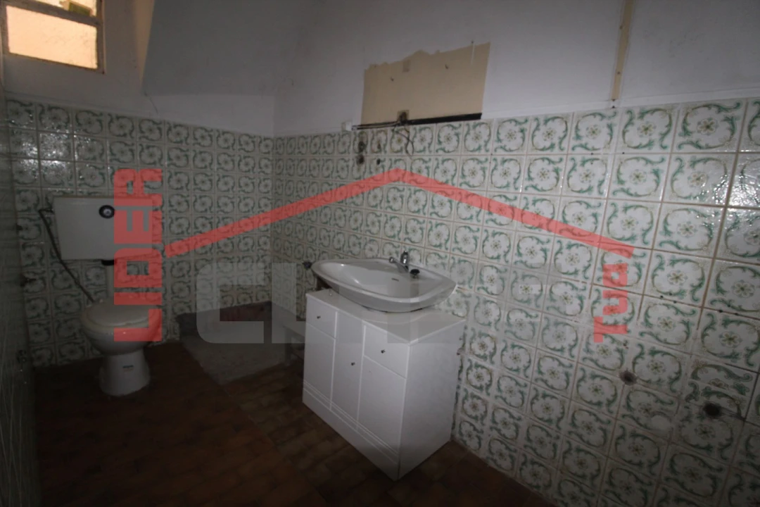 Moradia T3 para Venda em Brunhozinho, Castanheira e Sanhoane Foto 10