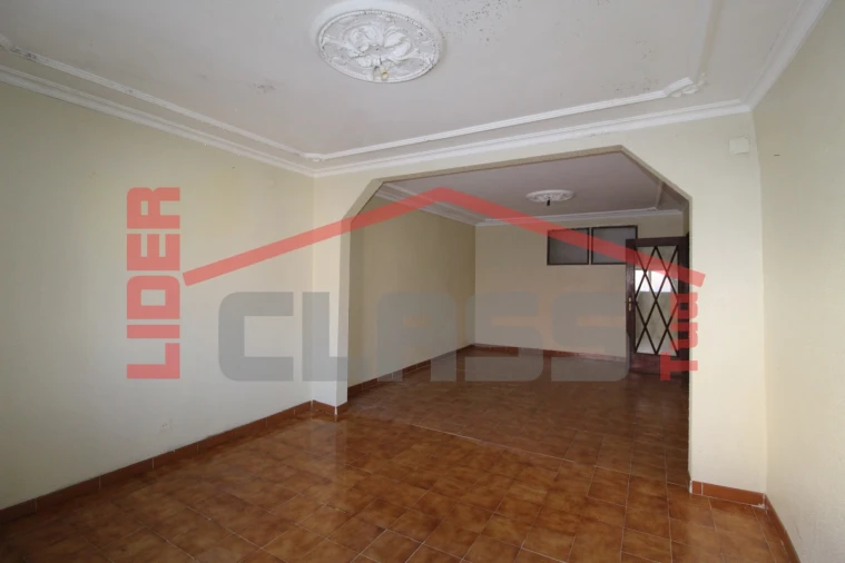 Moradia T3 para Venda em Brunhozinho, Castanheira e Sanhoane Foto 6