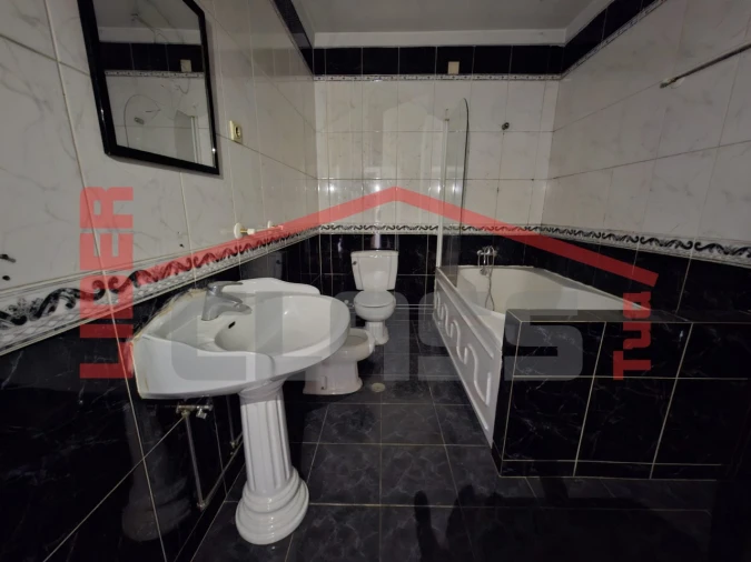 Moradia T2 para Venda em Alfandega da Fe Foto 9