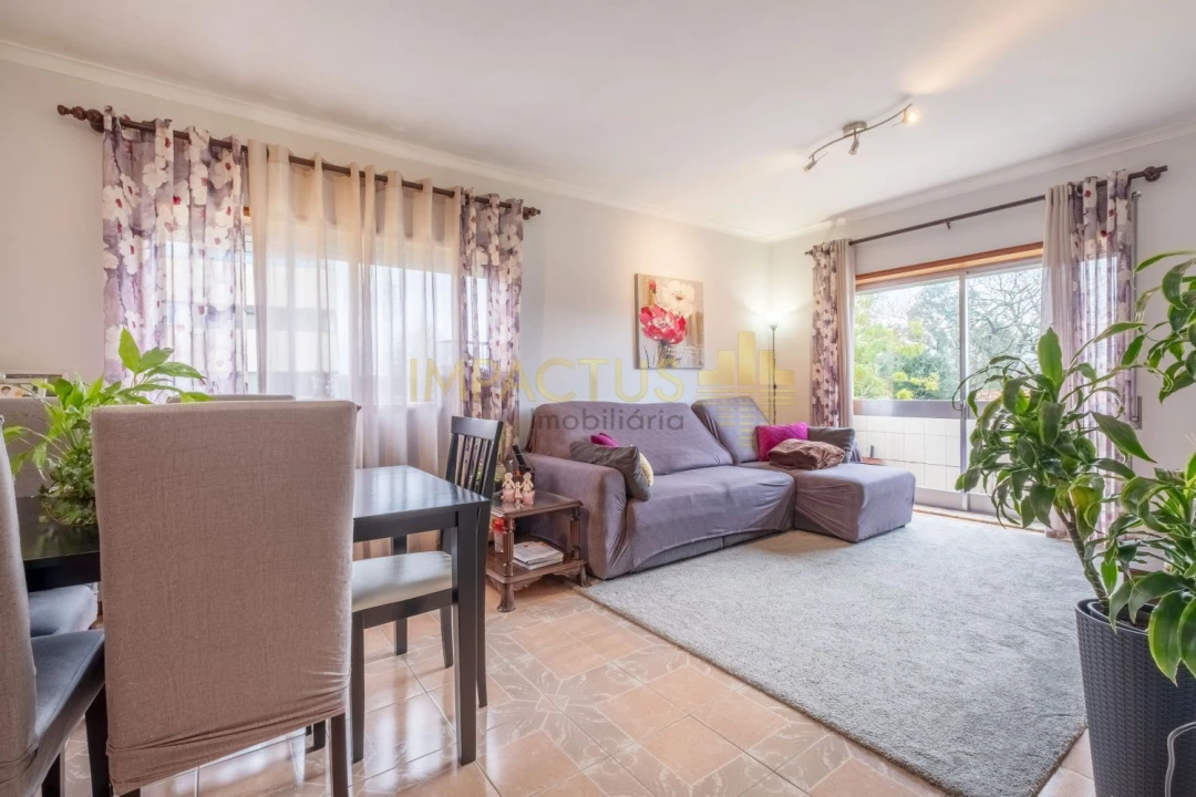 Apartamento T3 para Venda em Castêlo da Maia Foto 6