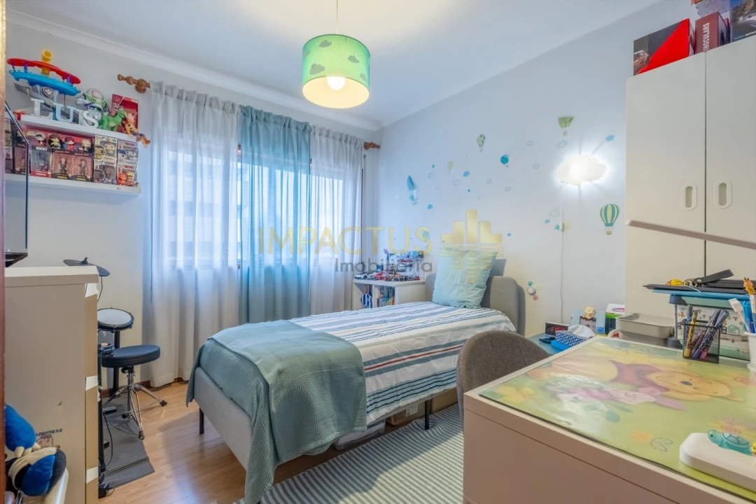 Apartamento T3 para Venda em Castêlo da Maia Foto 18