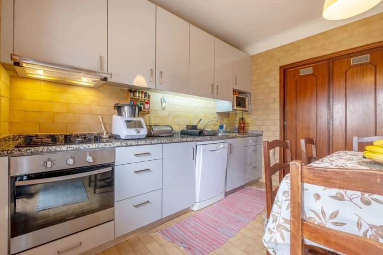 Apartamento T3 para Venda em Castêlo da Maia Foto 13