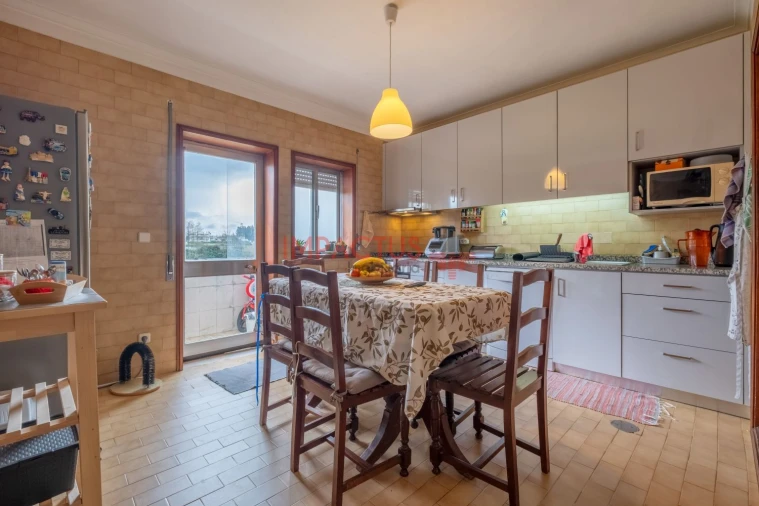 Apartamento T3 para Venda em Castêlo da Maia Foto 10