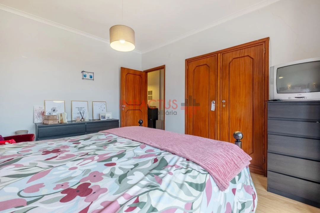 Apartamento T3 para Venda em Castêlo da Maia Foto 29