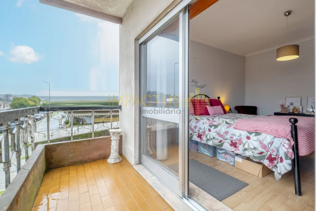 Apartamento T3 para Venda em Castêlo da Maia Foto 30