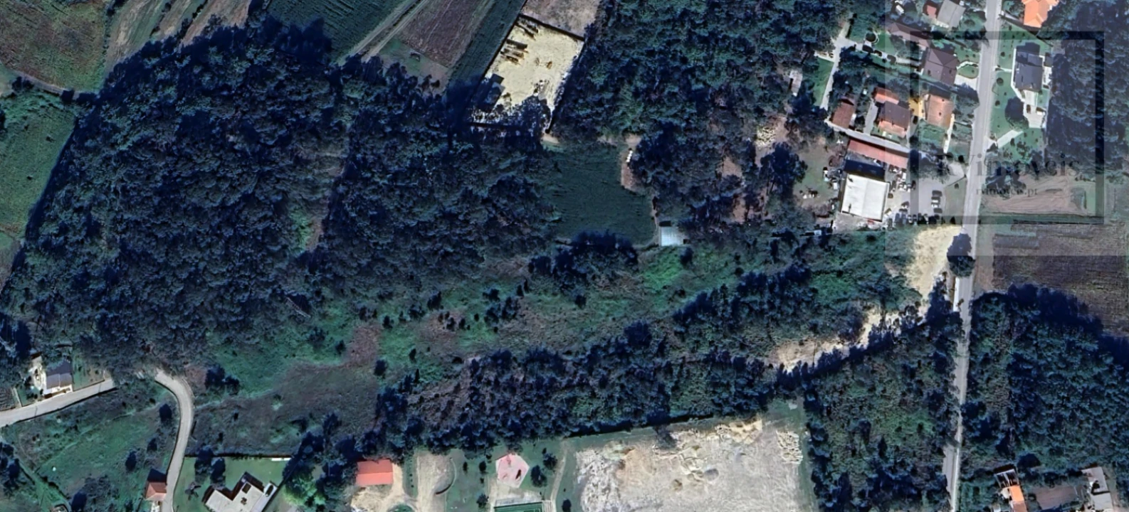 Terreno para Venda em Gemeses Foto 6