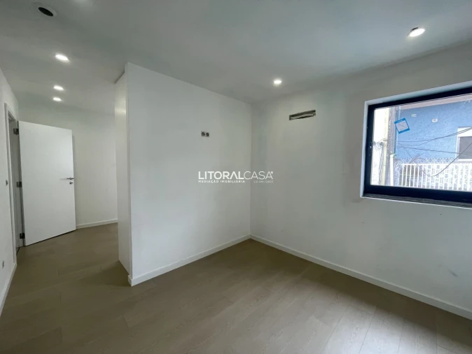 Moradia T2 para Venda em Águeda e Borralha Foto 3