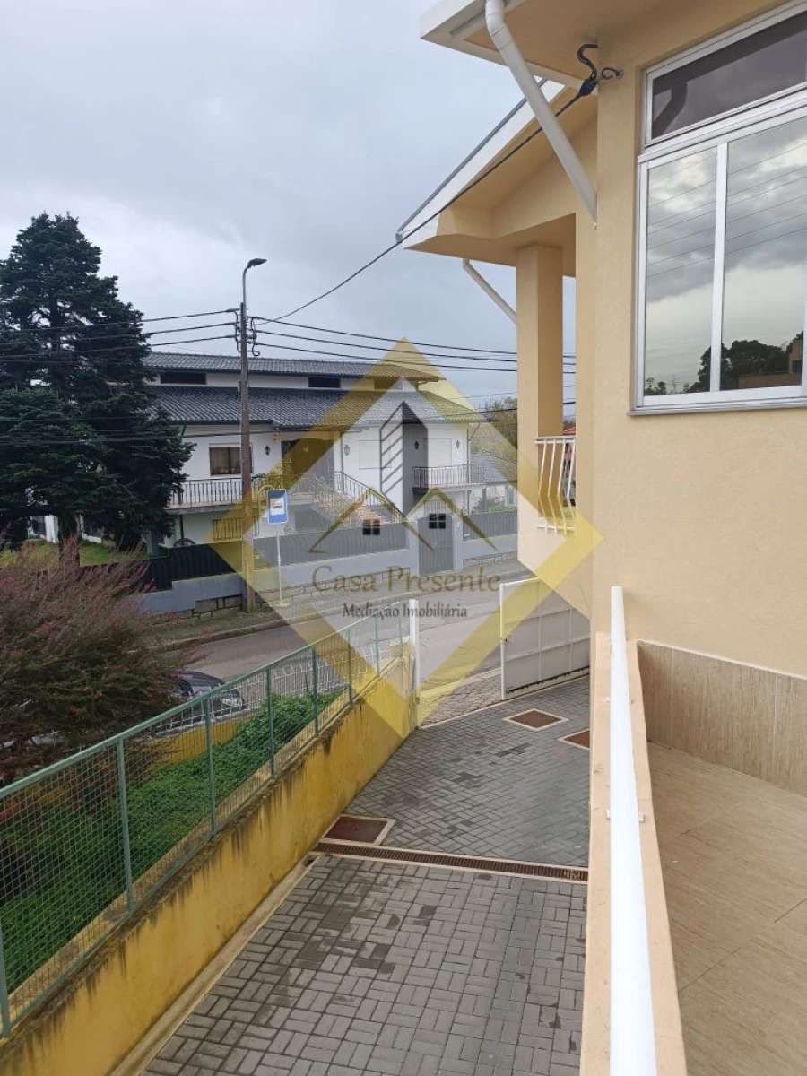 Apartamento T2 para Venda em Serzedo e Perosinho Foto 20