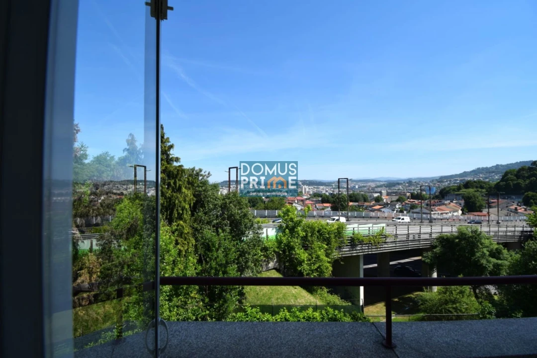 Moradia T4 para Venda em Braga (São José de São Lázaro e São João do Souto) Foto 25