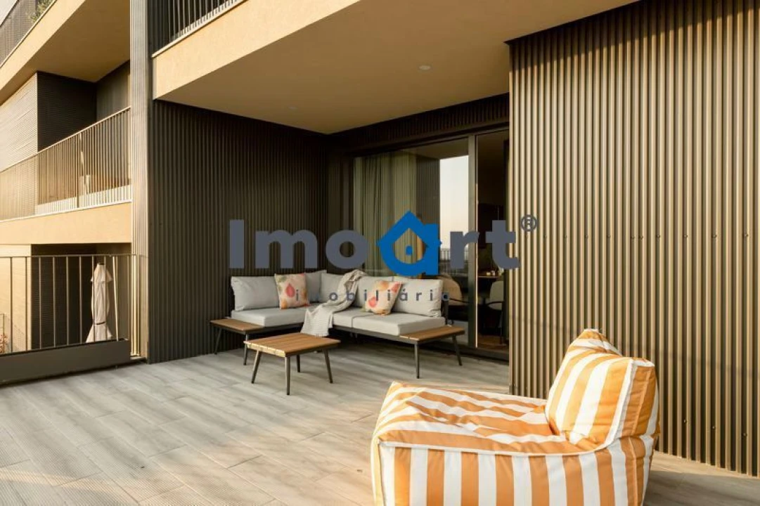 Apartamento T2 para Venda em Fânzeres e São Pedro da Cova Foto 7