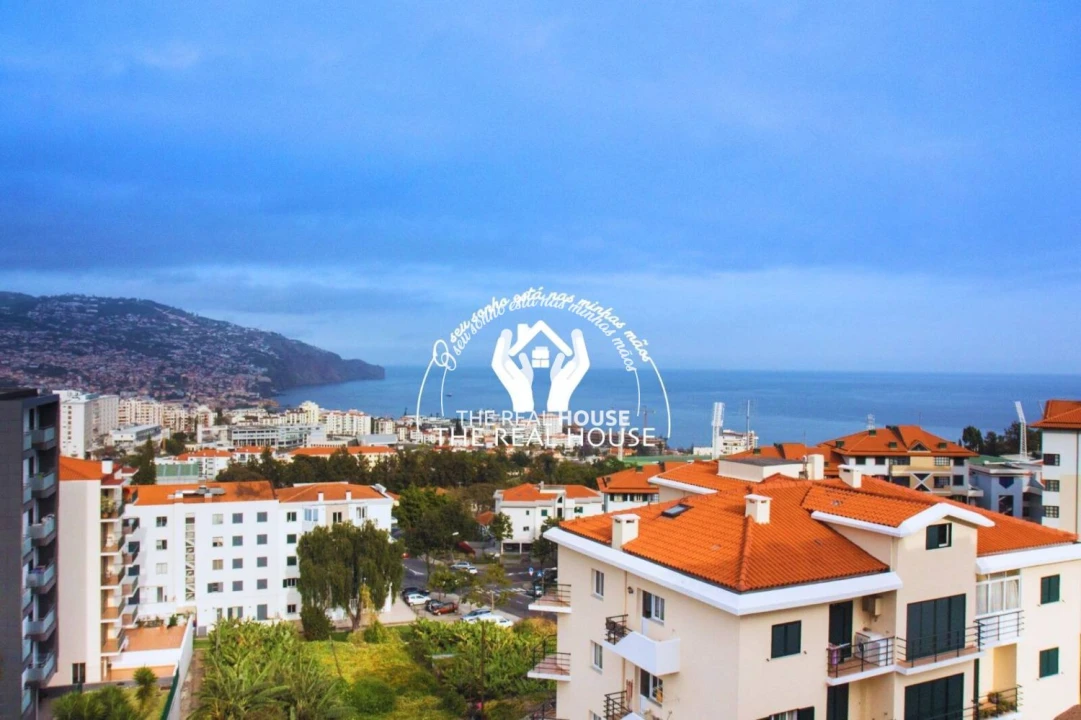 Apartamento T2 para Venda em São Martinho Foto 2