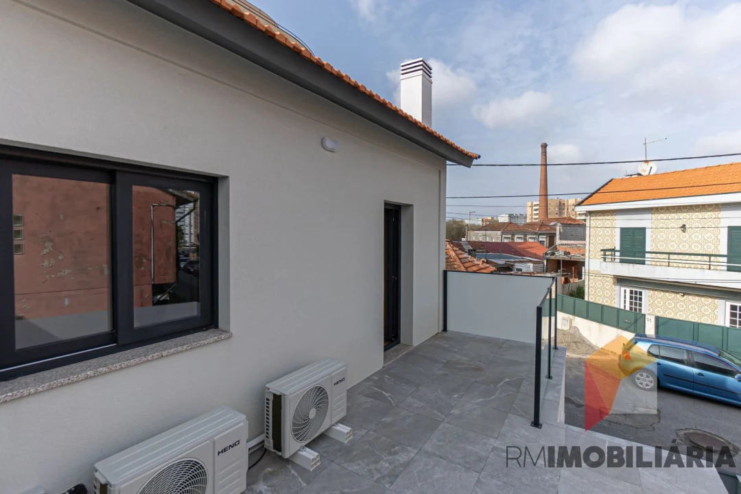 Moradia T2 para Venda em Santa Marinha e São Pedro da Afurada Foto 25