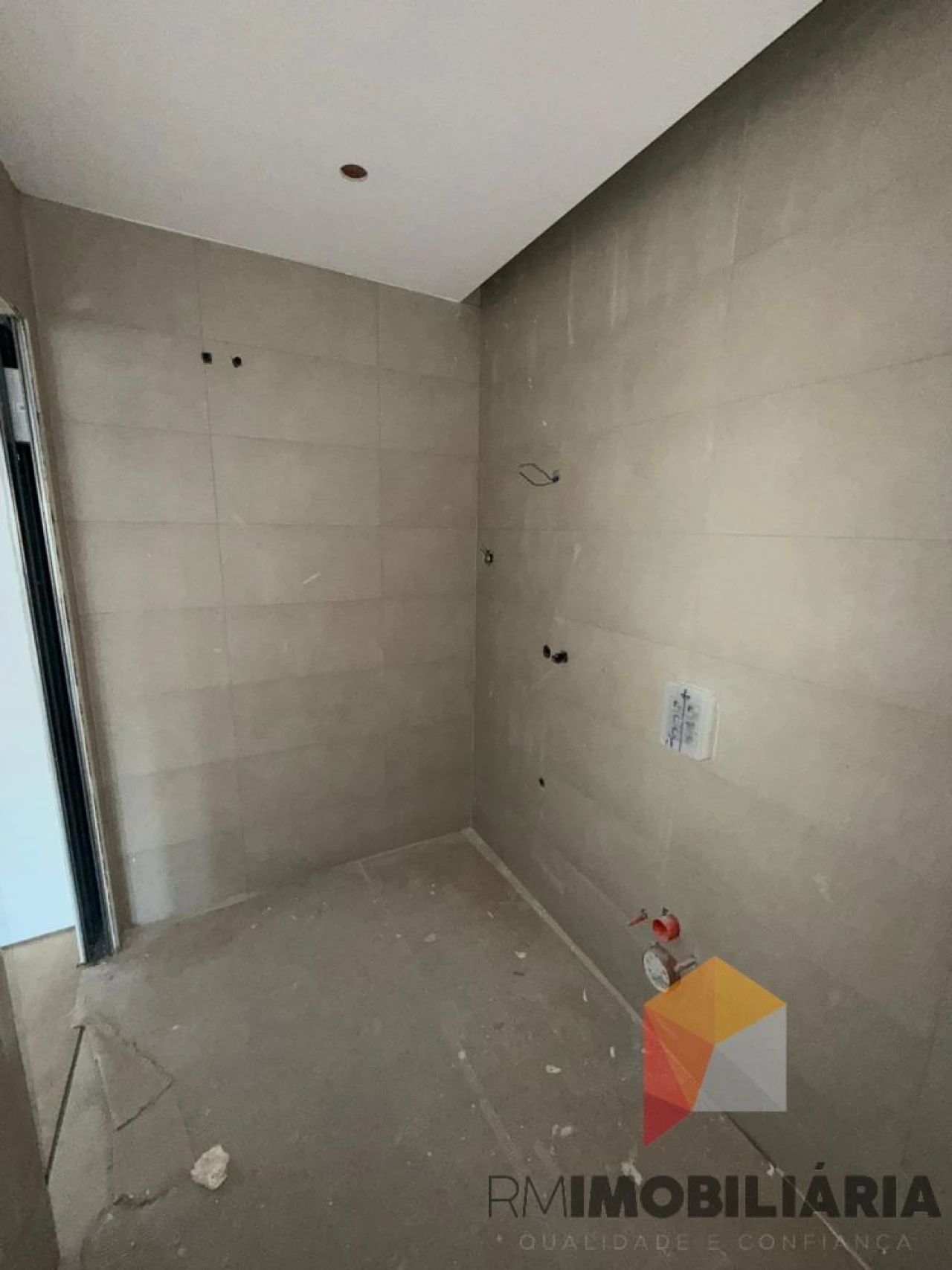 Apartamento T2 para Venda em Paranhos Foto 17