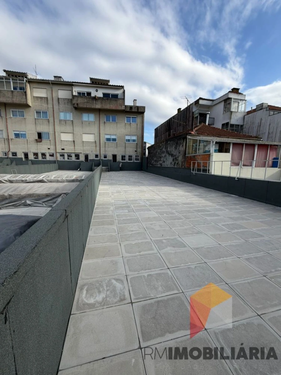 Apartamento T2 para Venda em Paranhos Foto 22