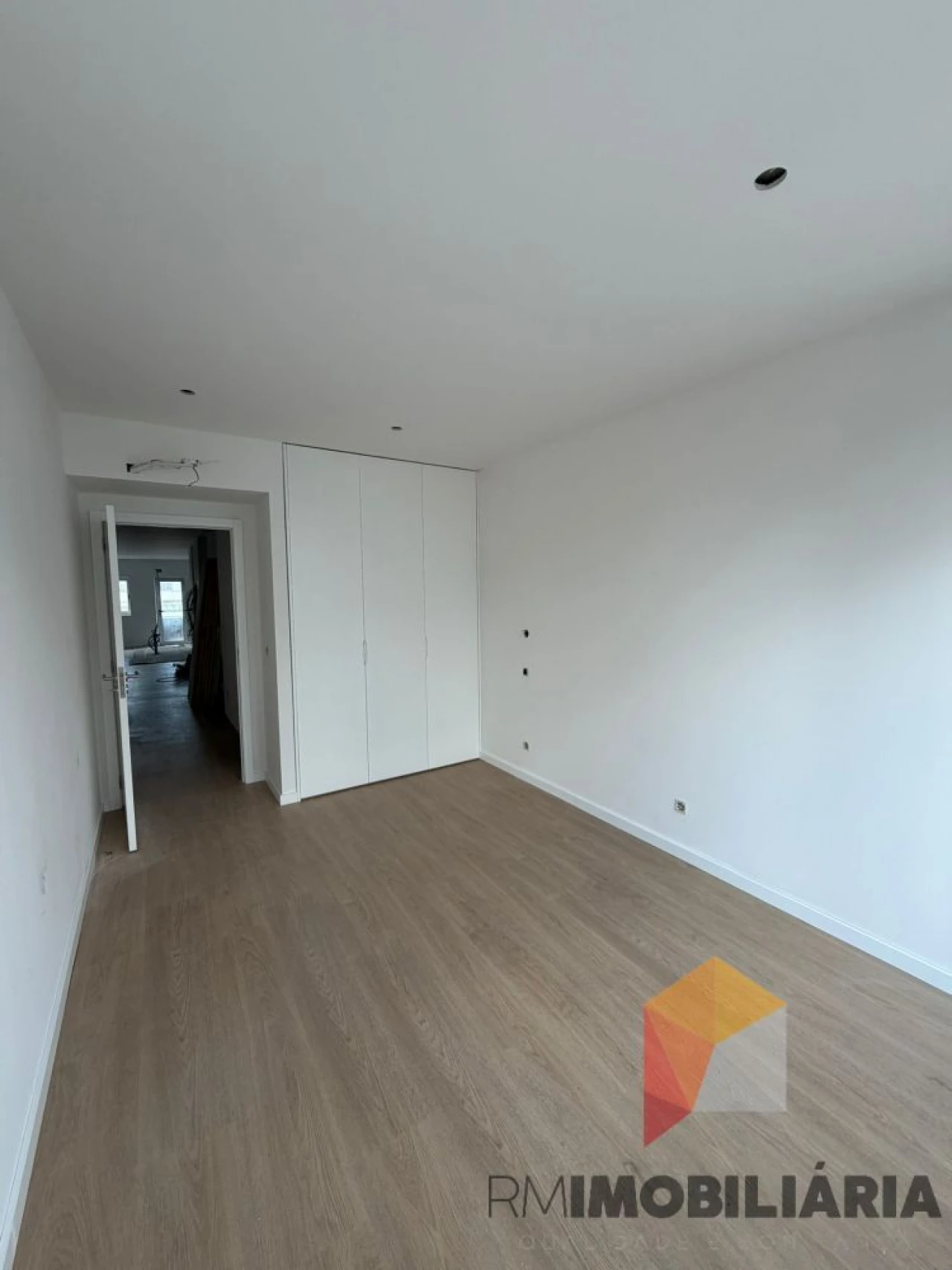 Apartamento T2 para Venda em Paranhos Foto 1