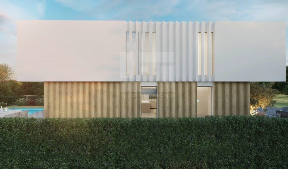 Moradia T5 para Venda em Montenegro Foto 7