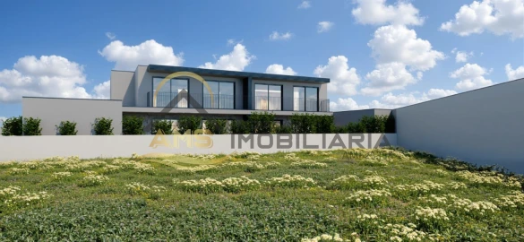 Moradia T3 para Venda em Arões (São Romão)