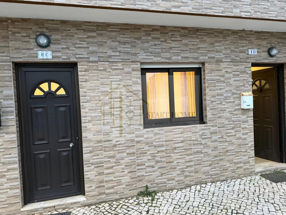 Apartamento T2 para Venda em Ovar, São João, Arada e São Vicente de Pereira Jusã Foto 2