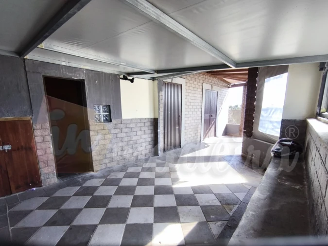 Moradia para Venda em Camacha Foto 4