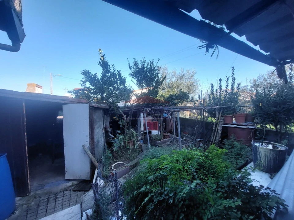 Moradia T2 para Venda em Ciladas Foto 25