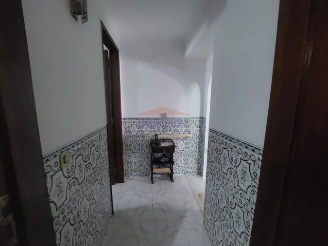 Moradia T2 para Venda em Ciladas Foto 8