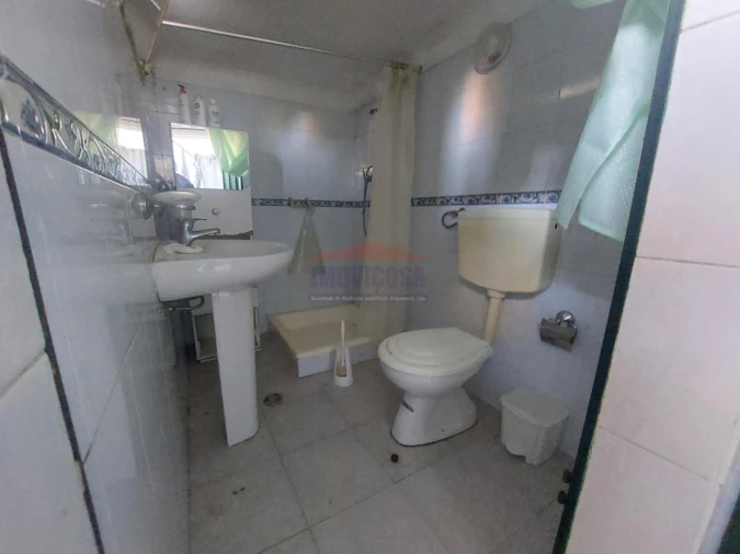 Moradia T2 para Venda em Ciladas Foto 28