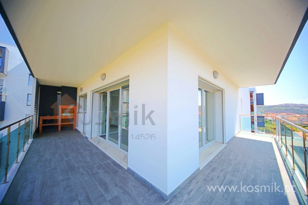 Apartamento T2 para Arrendamento em Póvoa de Santo Adrião e Olival Basto Foto 6