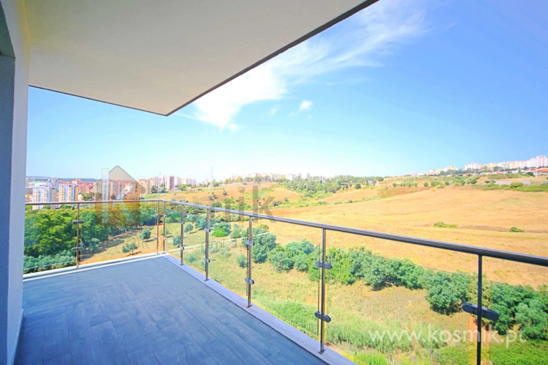 Apartamento T2 para Arrendamento em Póvoa de Santo Adrião e Olival Basto Foto 27