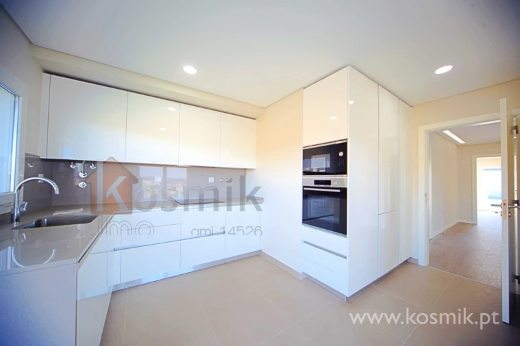 Apartamento T2 para Arrendamento em Póvoa de Santo Adrião e Olival Basto Foto 12