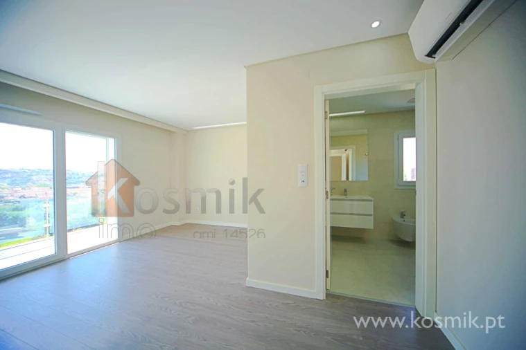 Apartamento T2 para Arrendamento em Póvoa de Santo Adrião e Olival Basto Foto 16