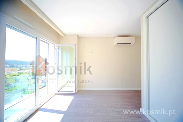 Apartamento T2 para Arrendamento em Póvoa de Santo Adrião e Olival Basto Foto 24