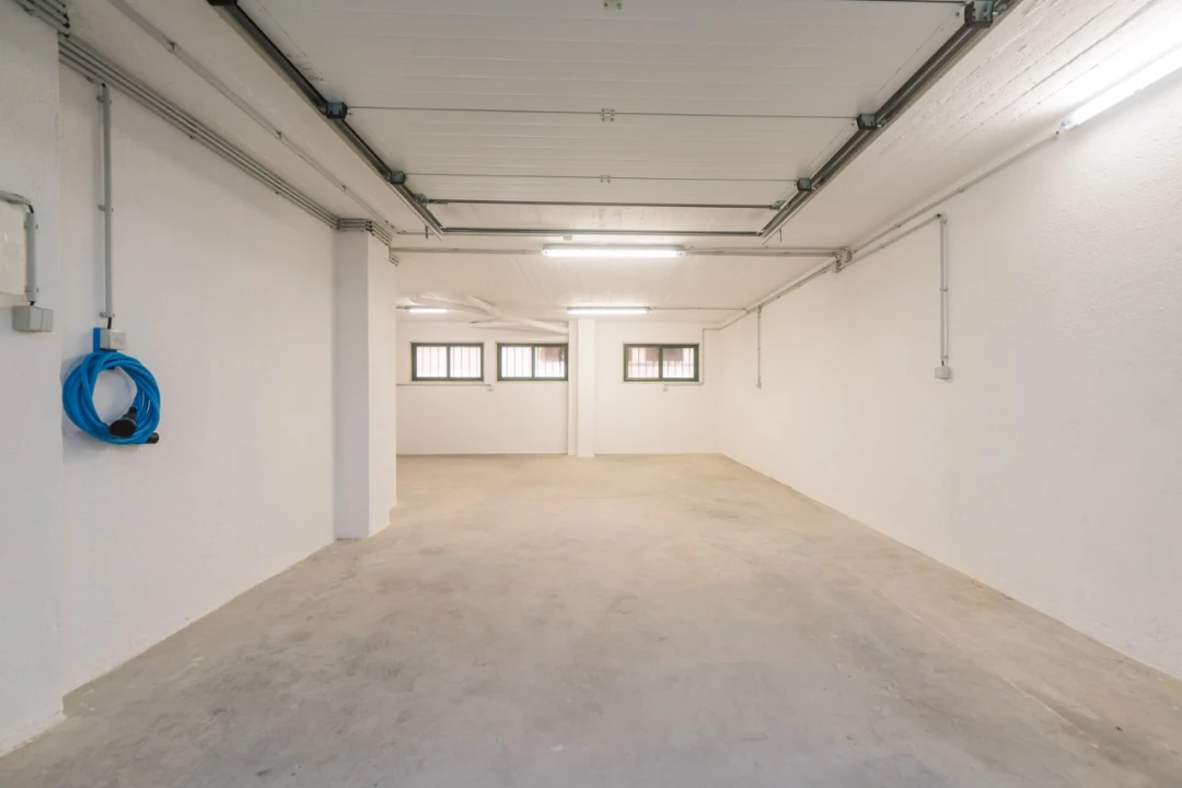 Garagem para Arrendamento em Queluz e Belas Foto 8