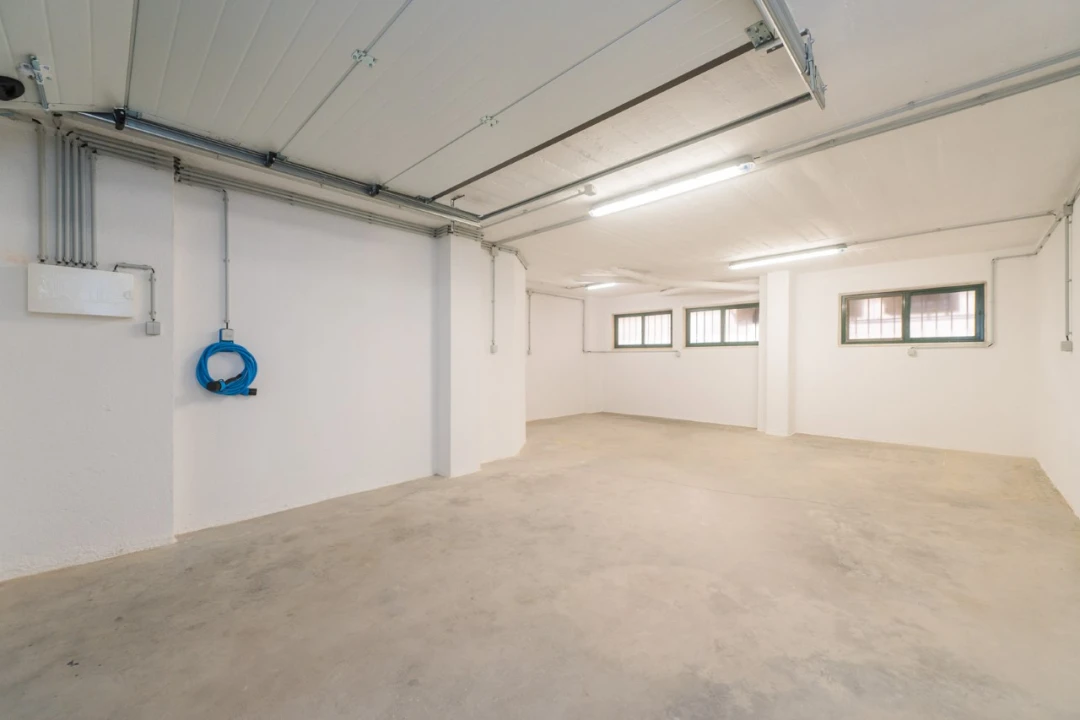 Garagem para Arrendamento em Queluz e Belas Foto 9