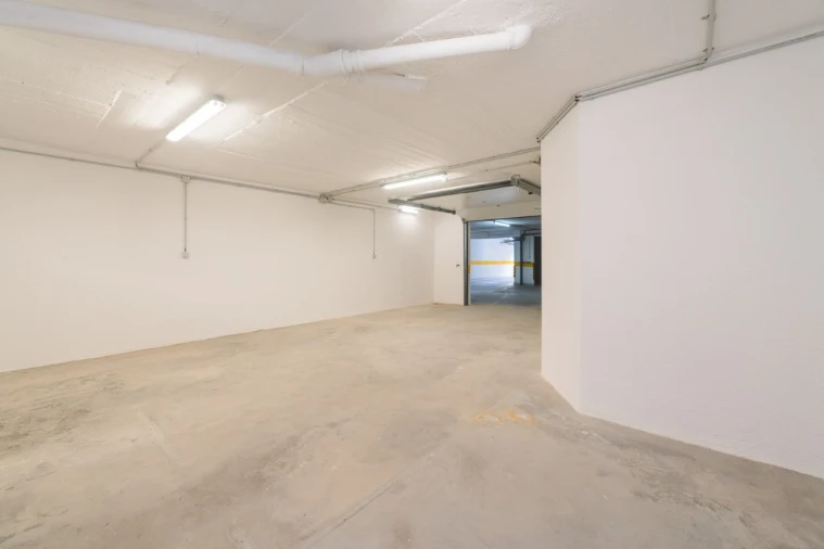 Garagem para Arrendamento em Queluz e Belas Foto 13