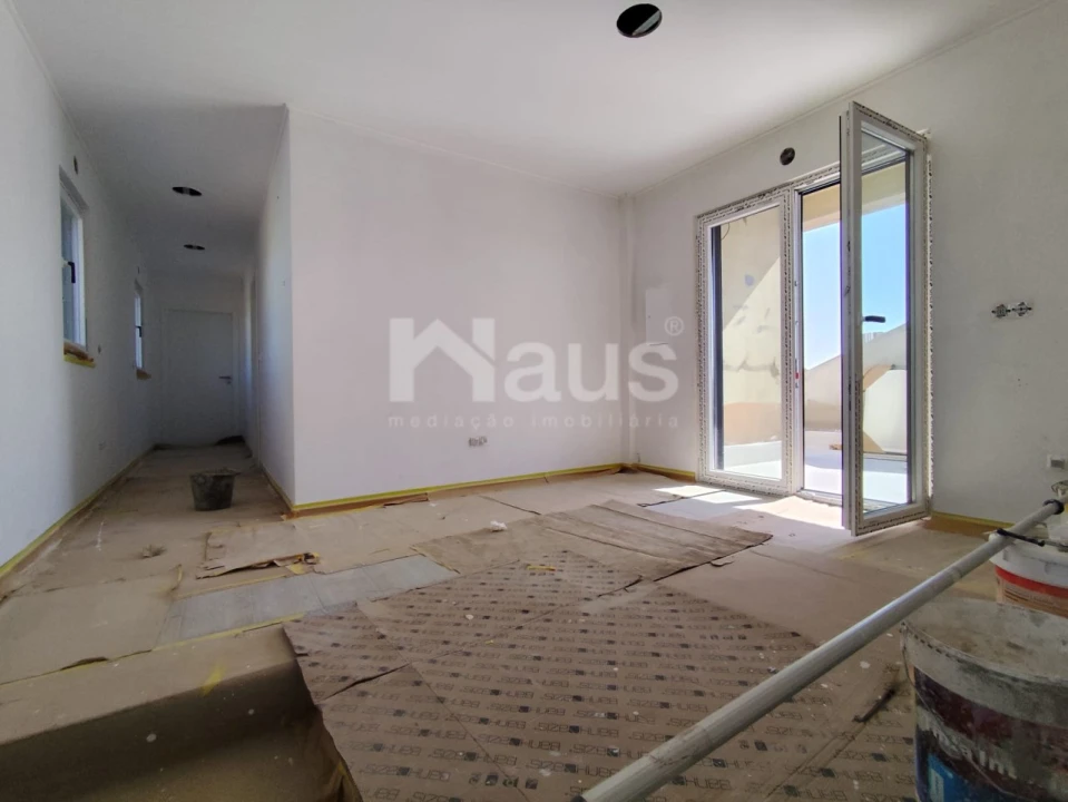 Moradia T5 para Venda em Atalaia e Alto Estanqueiro-Jardia Foto 15