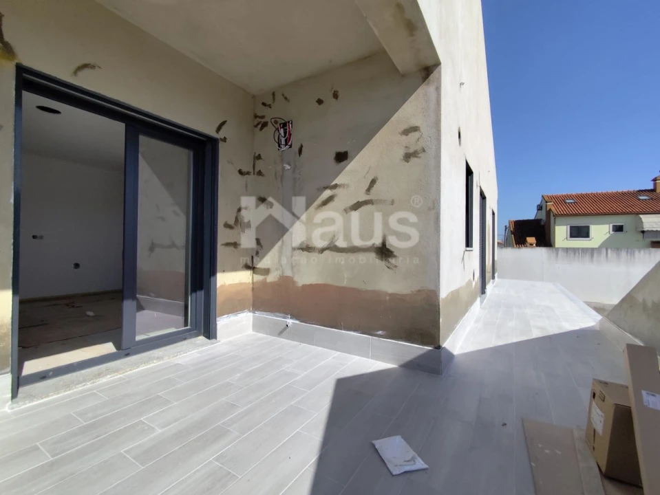 Moradia T5 para Venda em Atalaia e Alto Estanqueiro-Jardia Foto 23