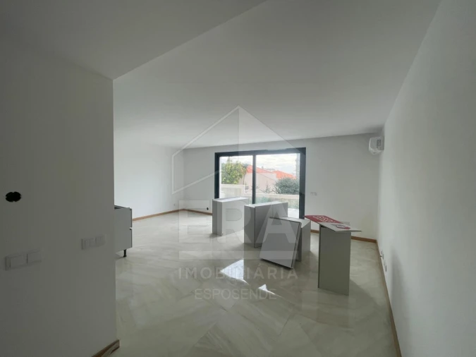 Moradia T3 para Venda em Vila Praia de Ancora Foto 7