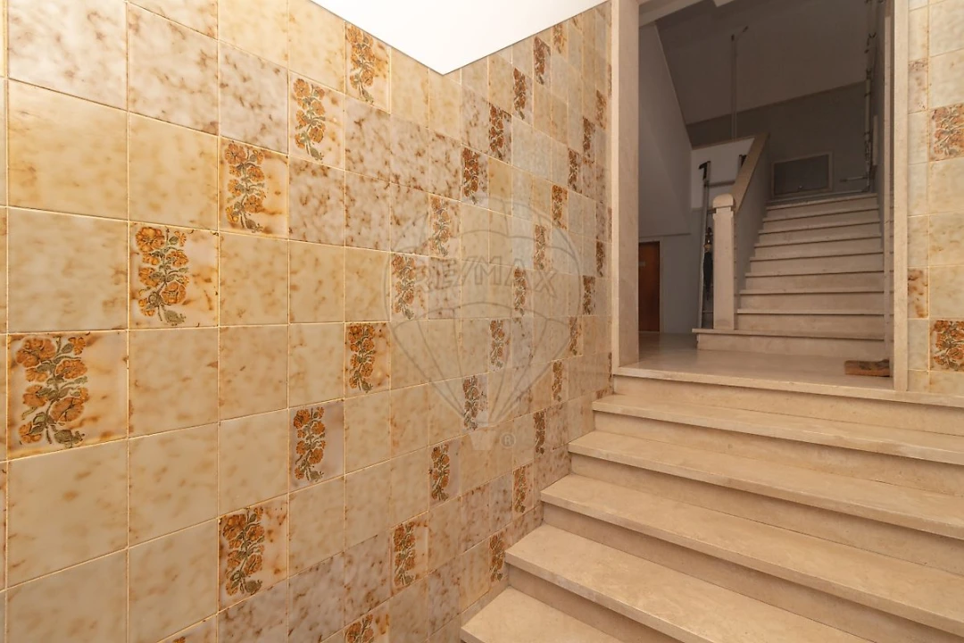 Apartamento T2 para Arrendamento em Alhandra, São João dos Montes e Calhandriz Foto 25