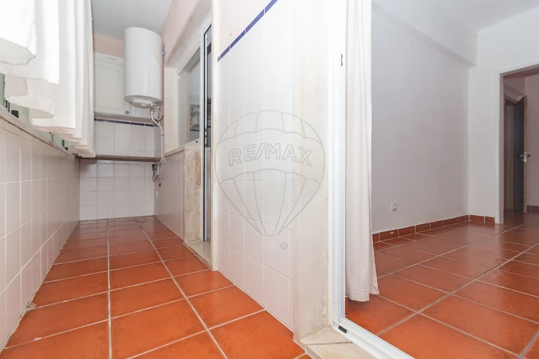 Apartamento T2 para Arrendamento em Alhandra, São João dos Montes e Calhandriz Foto 23