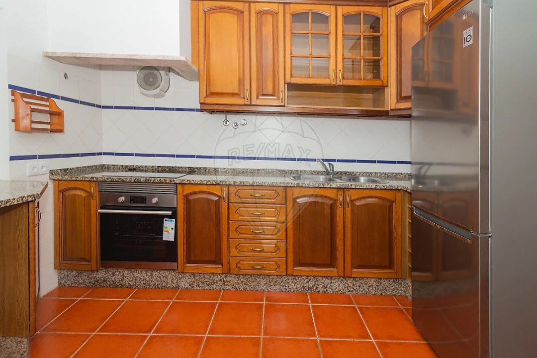 Apartamento T2 para Arrendamento em Alhandra, São João dos Montes e Calhandriz Foto 22