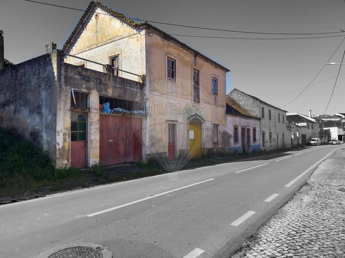 Moradia T3 para Venda em Moçarria Foto 11