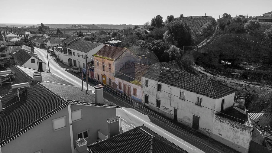 Moradia T3 para Venda em Moçarria Foto 6