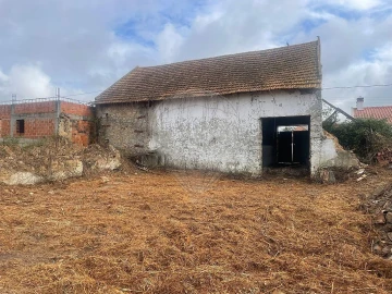 Moradia T3 para Venda em Ereira e Lapa