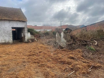 Moradia T3 para Venda em Ereira e Lapa
