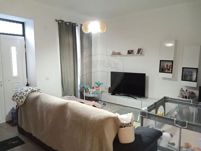 Moradia T2 para Venda em Ereira e Lapa Foto 3