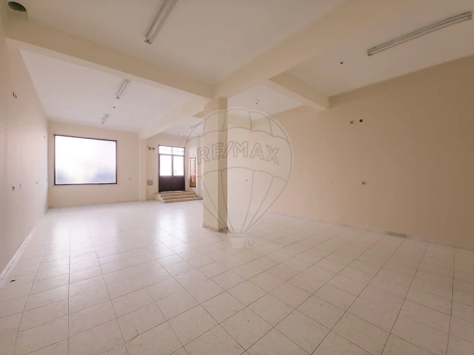 Loja para Venda em Cacém e São Marcos Foto 8