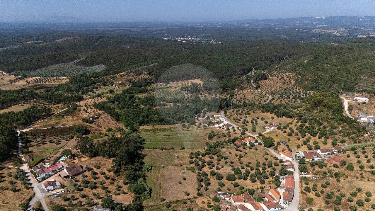 Moradia T5 para Venda em Alcanede Foto 8