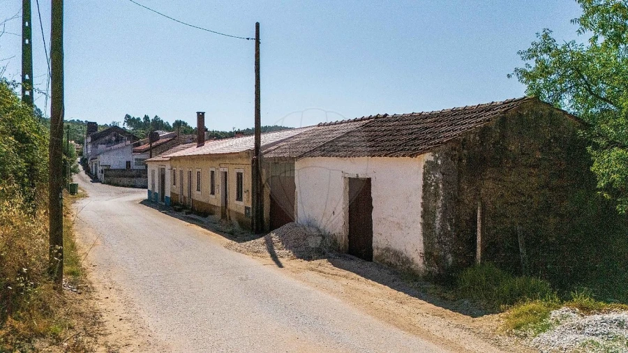 Moradia T5 para Venda em Alcanede Foto 11