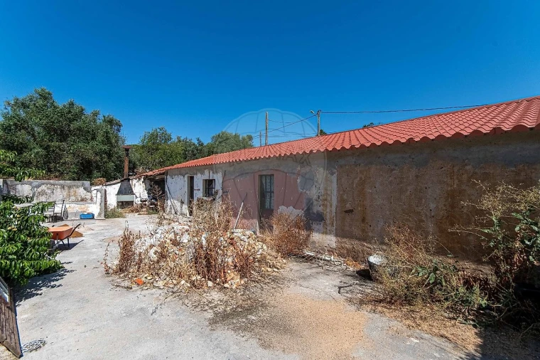 Moradia T5 para Venda em Alcanede Foto 19