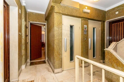Apartamento T2 para Venda em São Domingos de Benfica